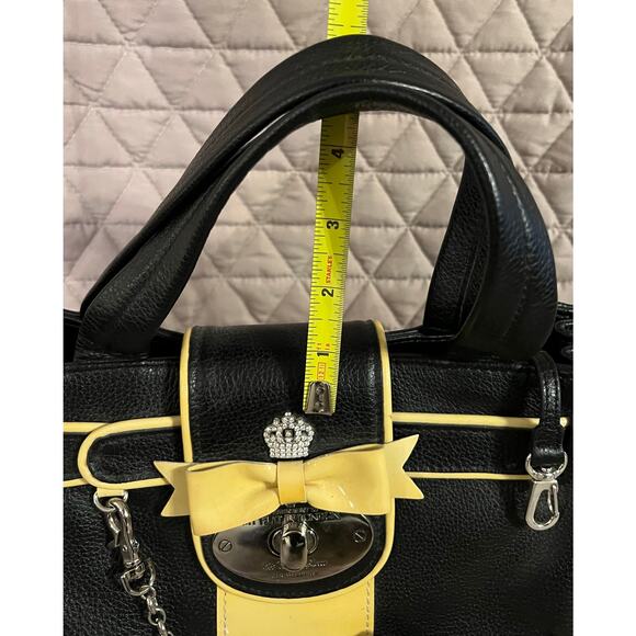 MY FLAT IN LONDON DEBUTANTE BLACK & CREAM SOFT LEATHER BOWTIE SATCHEL - Picture 12 of 14